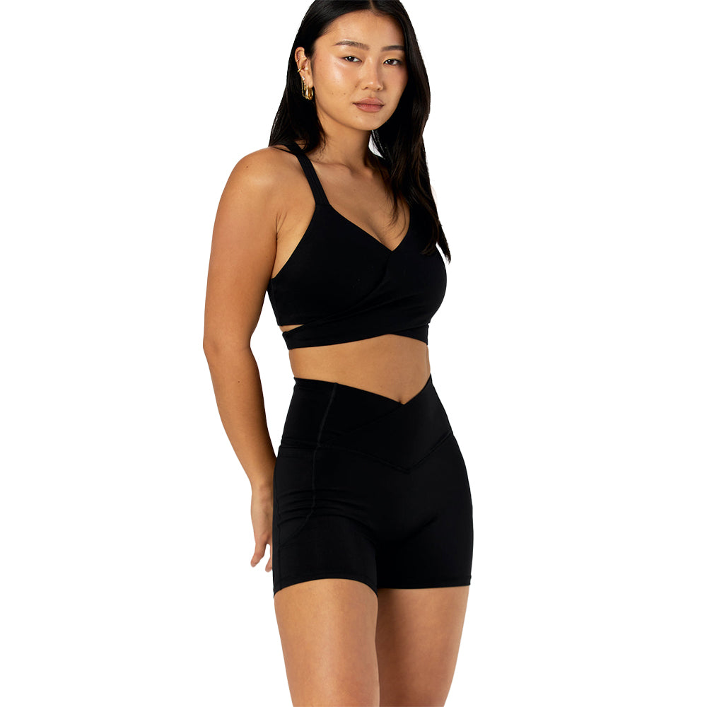 Astoria LIVE LUXE Crossover Crop - Black