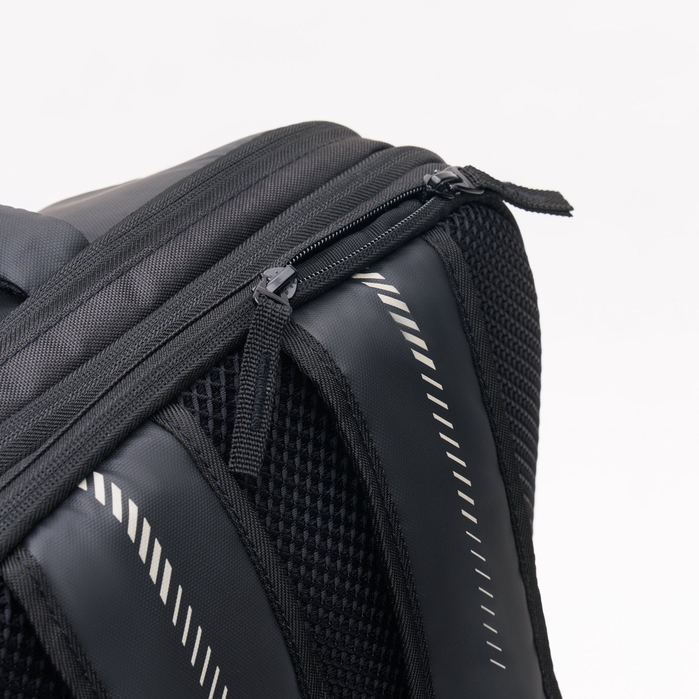 Mochila Kanso Sports Intuko BP 29L | Negra