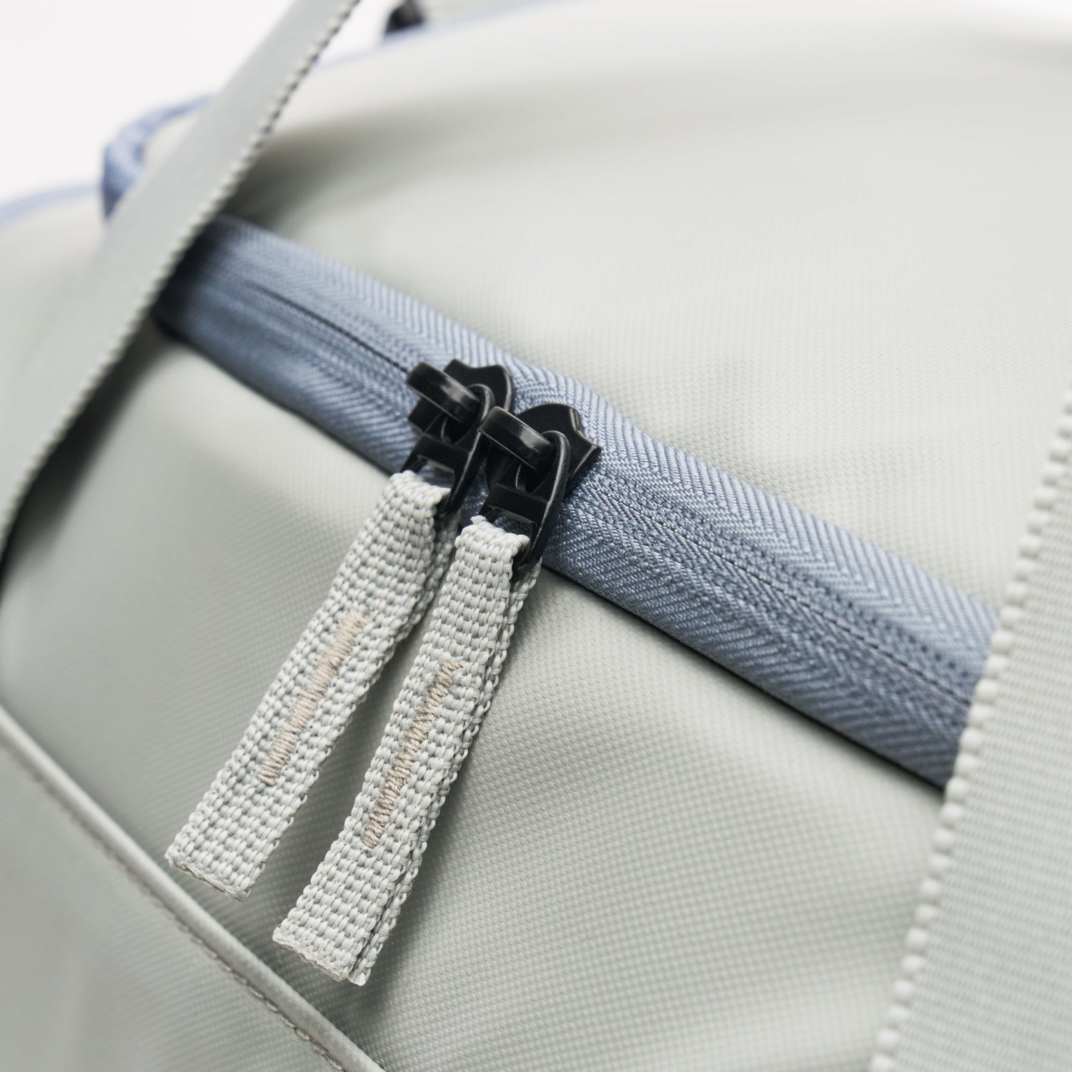 Kanso Sports Intuko D 35L Duffel Bag | Grey