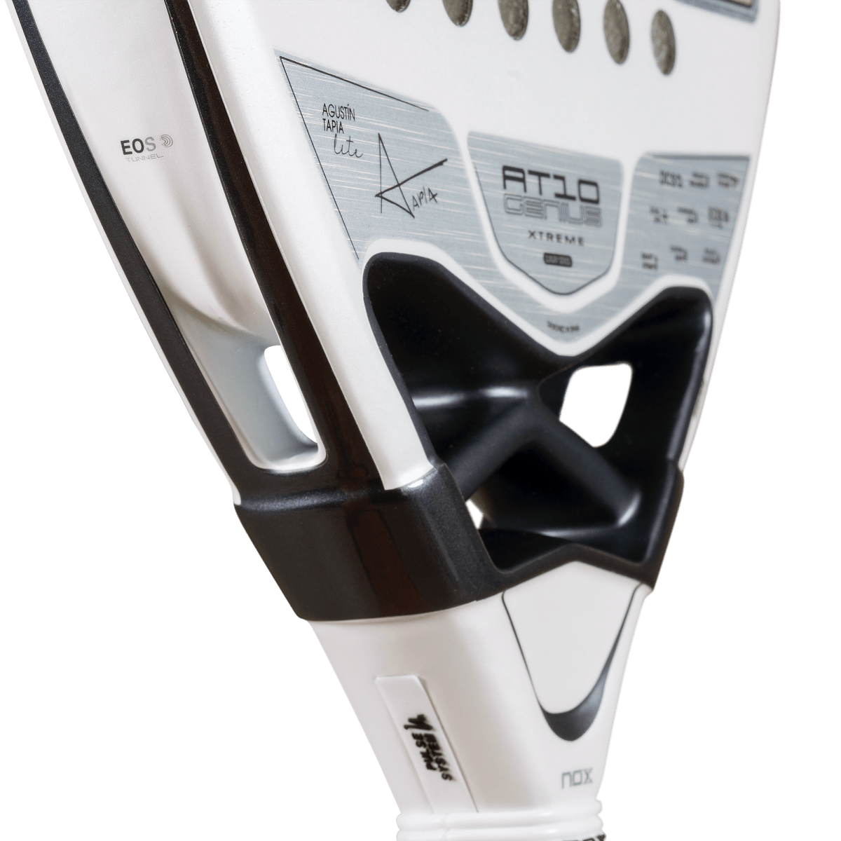 Pala de pádel NOX AT10 Genius 12K Alum Xtreme Lite 2026