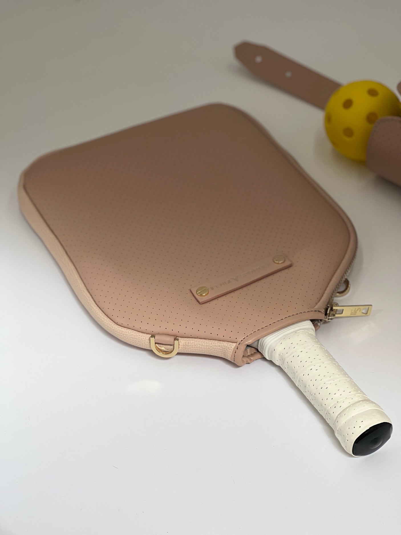 Fenix Sportier “The Addict” Leather Pickleball Bag - Blush/Gold